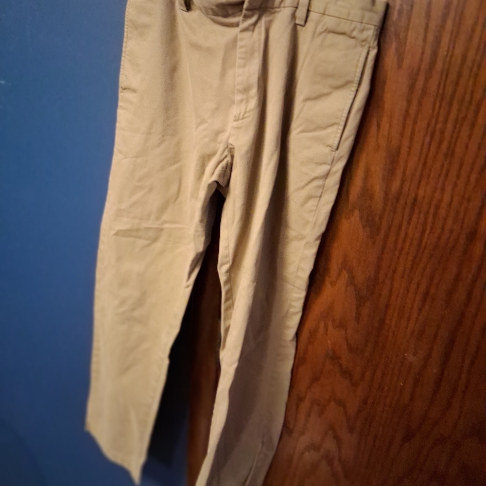 Banana Republic chino pants sz 32/32